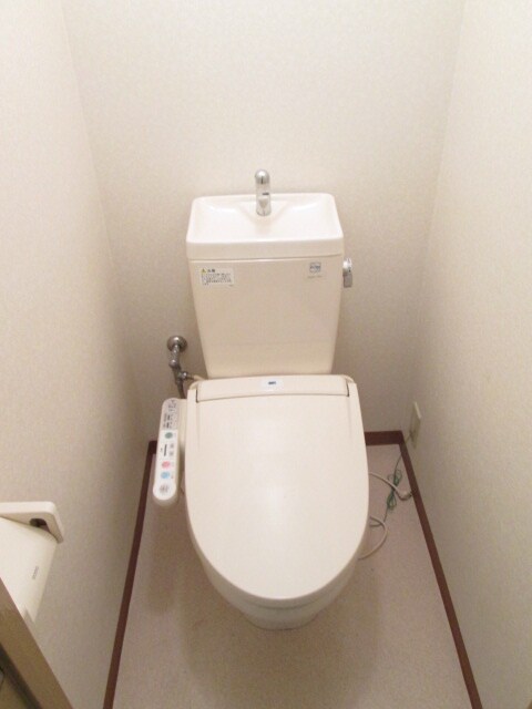 物件内観写真9　(トイレ)