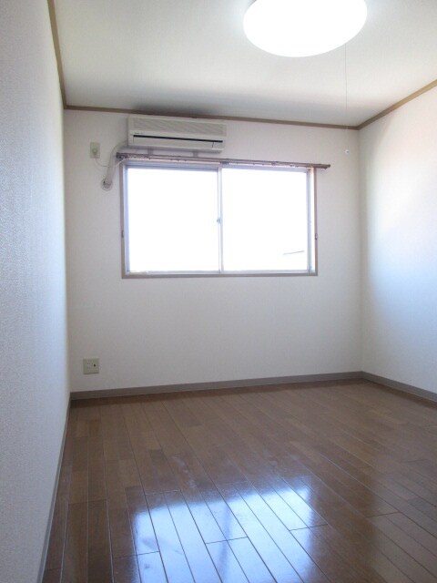 物件内観写真13　(居室)