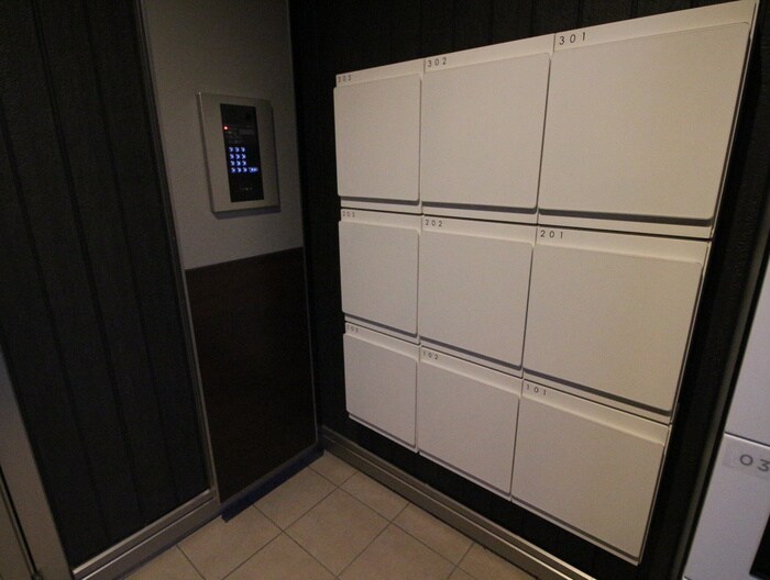 物件外観写真4　(建物設備)