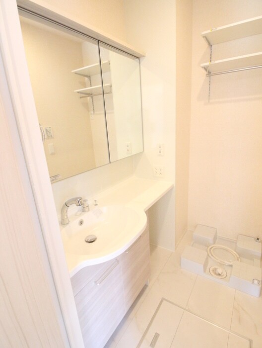 物件内観写真10　(洗面)