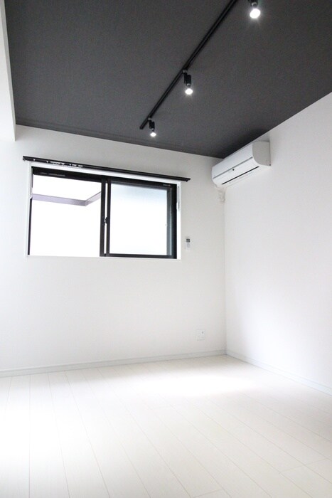 物件内観写真13　(居室)