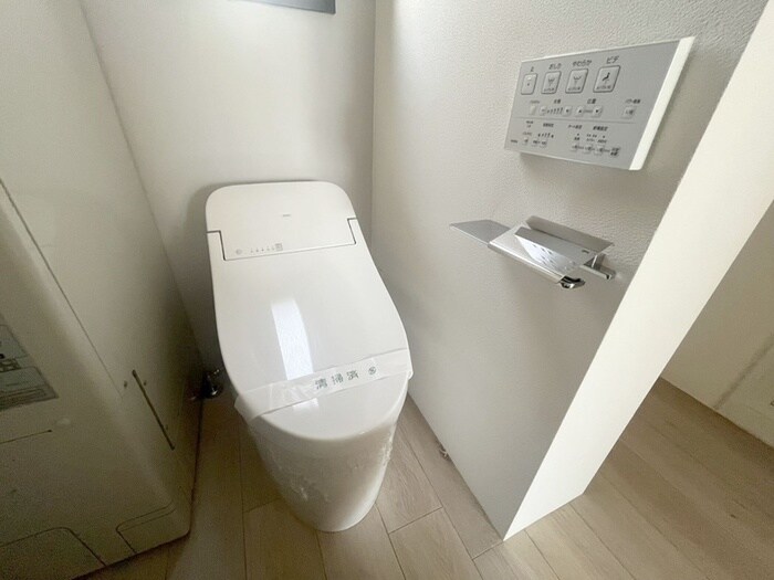 物件内観写真13　(トイレ)