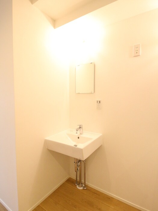物件内観写真13　(洗面)