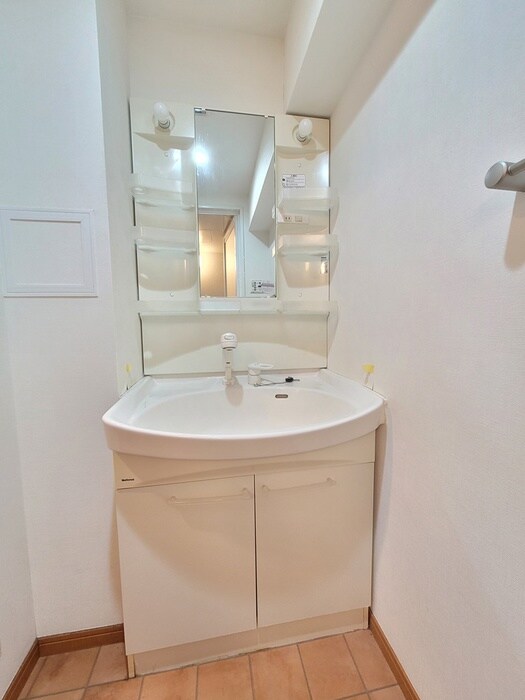 物件内観写真12　(洗面)