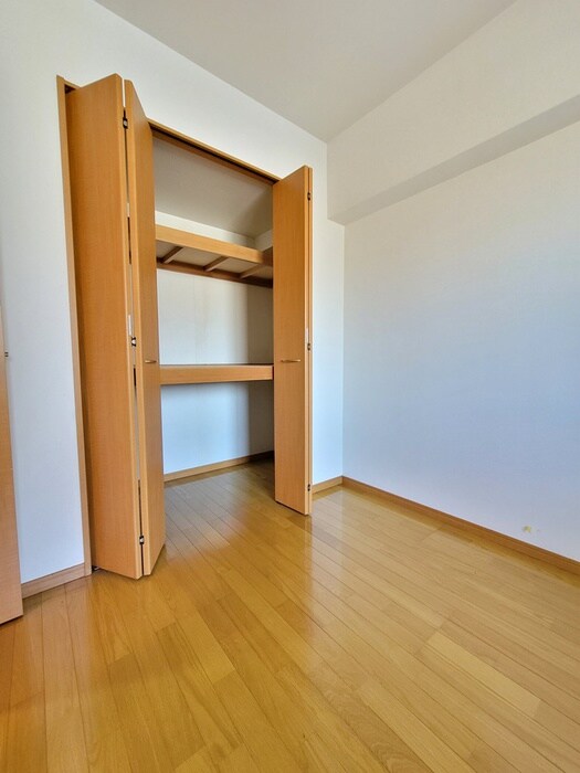 物件内観写真13　(収納)