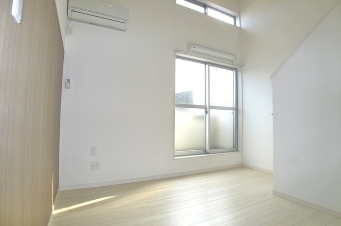 物件内観写真6　(居室)