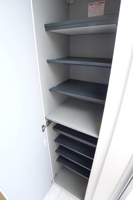 物件内観写真14　(靴箱)