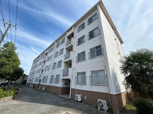 グリーンハイムイヌイ　4号棟外観写真