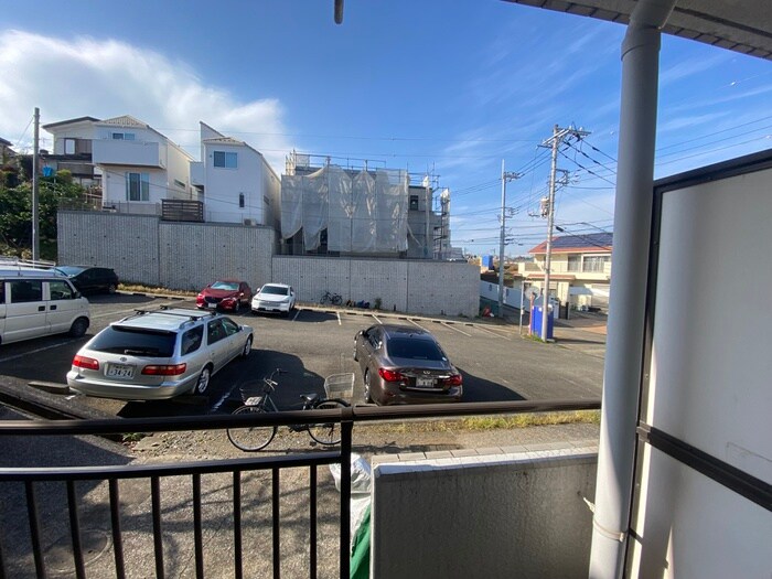 物件内観写真15　(室内からの展望)