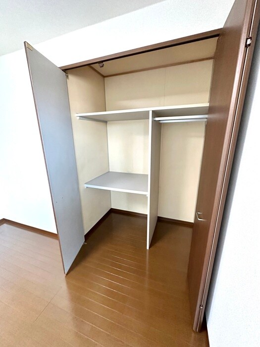 物件内観写真13　(収納)