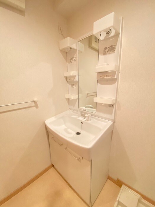 物件内観写真10　(バス／シャワールーム等)