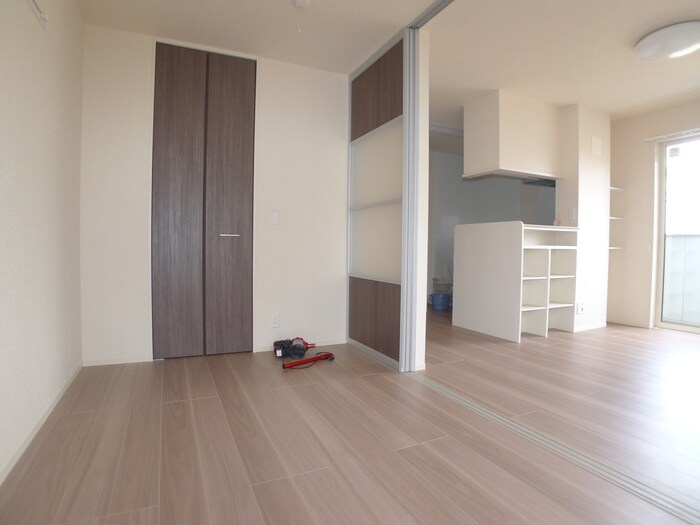 物件内観写真11　(居室)