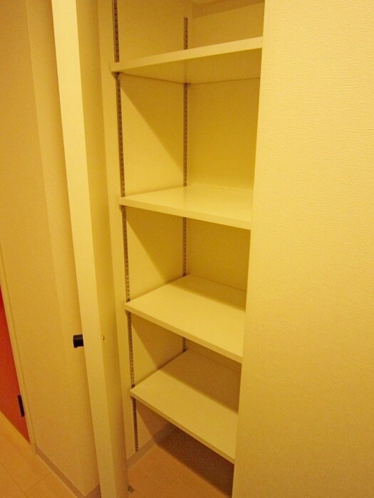 物件内観写真16　(靴箱)