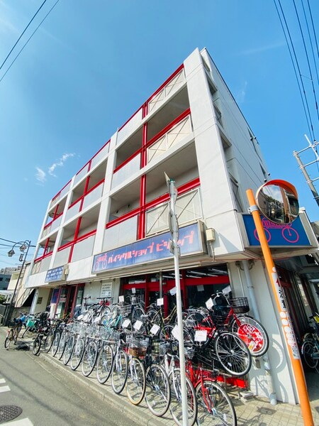 西山ペリグリン外観写真