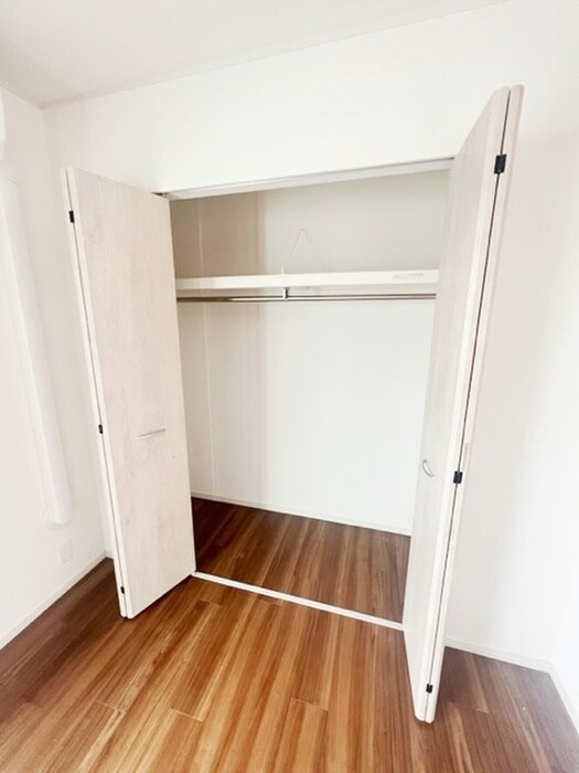 物件内観写真10　(収納)