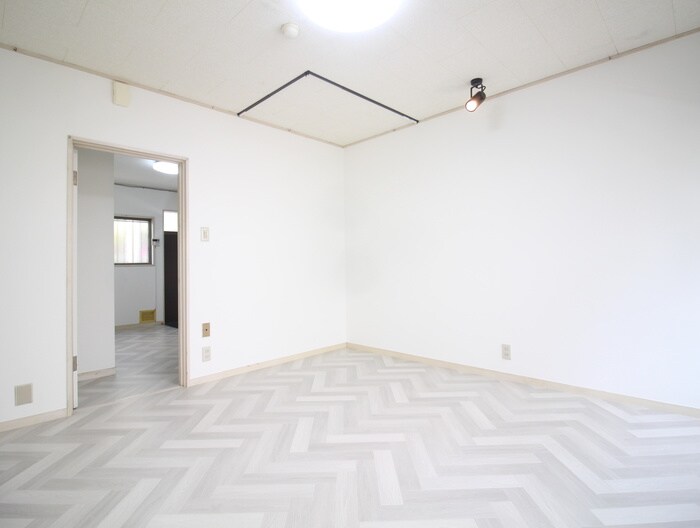 物件内観写真9　(居室)