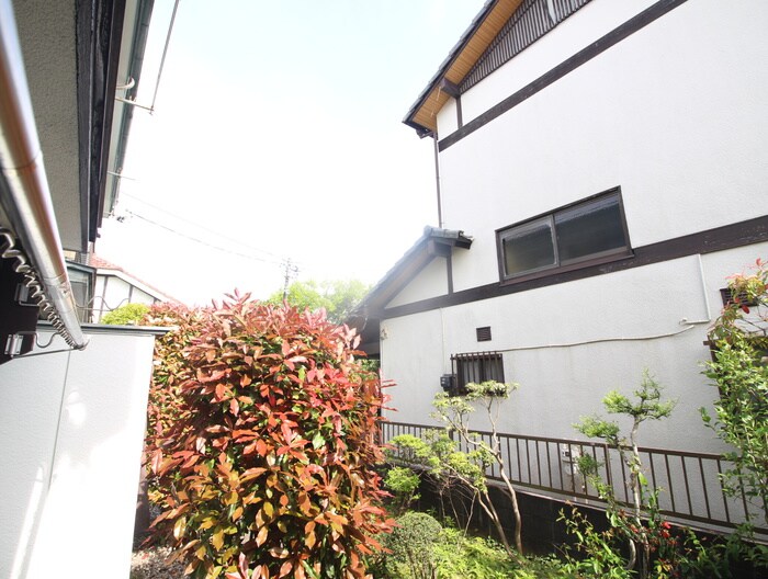 物件内観写真18　(室内からの展望)