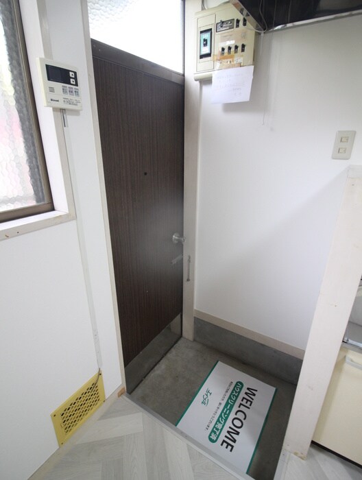 物件内観写真19　(玄関)