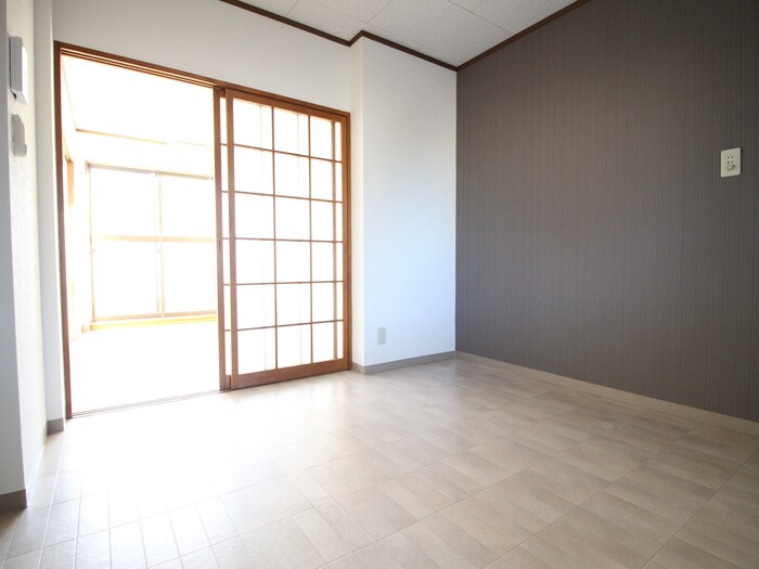 物件内観写真9　(居室)