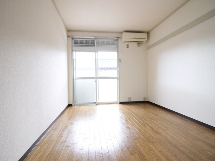 物件内観写真10　(収納)