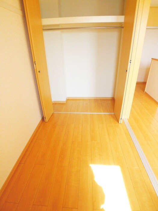 物件内観写真13　(収納)