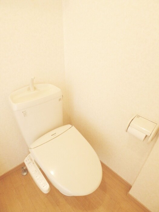 物件内観写真15　(トイレ)