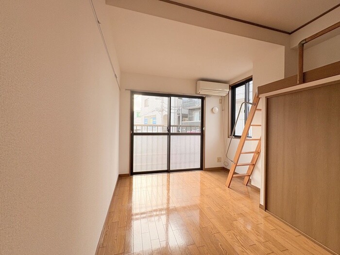 物件内観写真6　(居室)