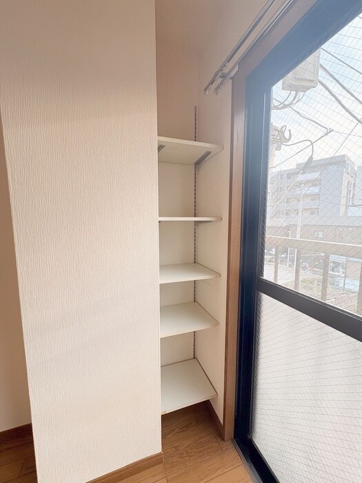 物件内観写真8　(収納)