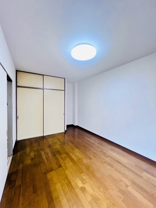 物件内観写真5　(居室)