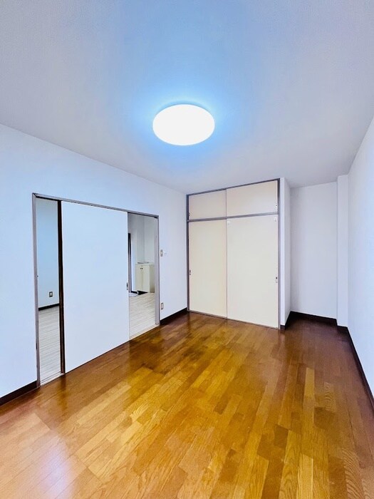 物件内観写真6　(居室)