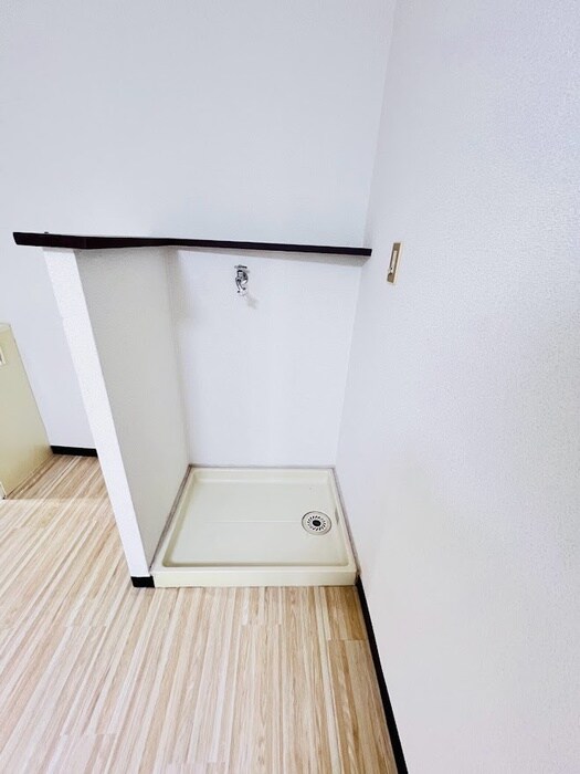 物件内観写真16　(廊下)