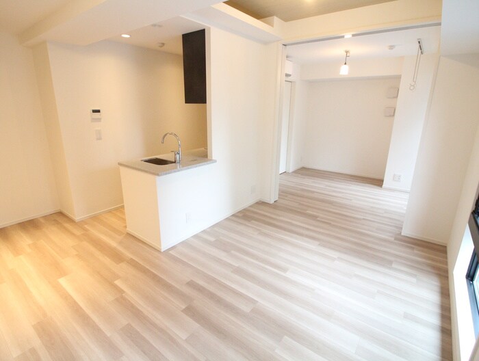 物件内観写真6　(内観写真)