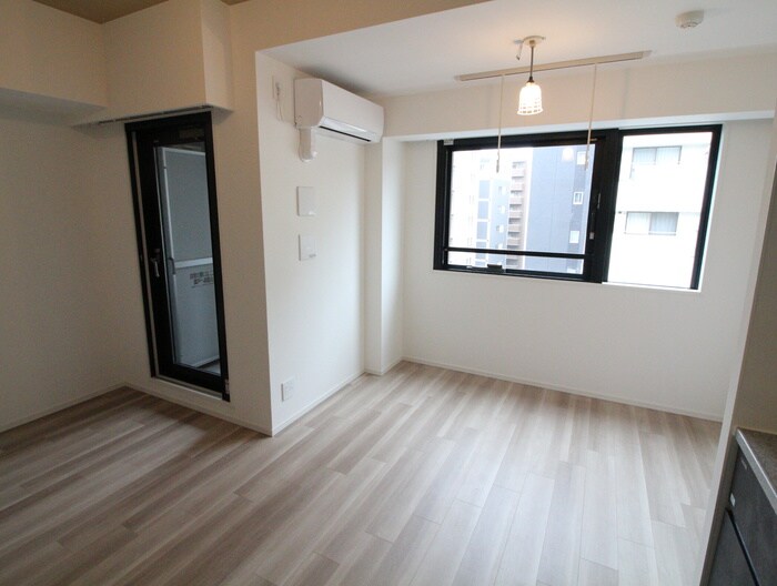 物件内観写真8　(内観写真)