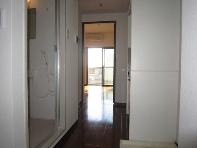 物件内観写真7　(廊下)
