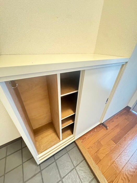 物件内観写真19　(靴箱)