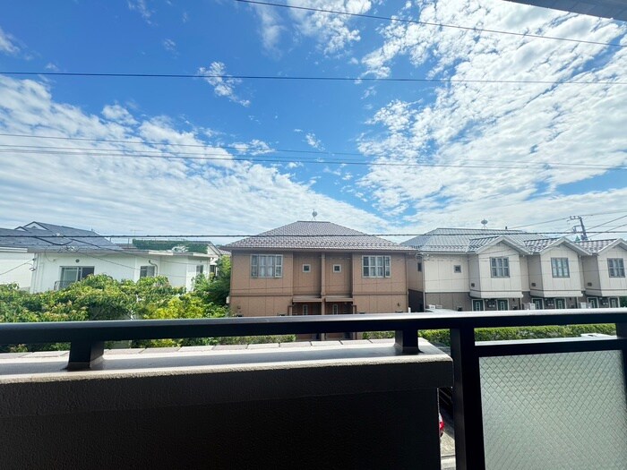 物件内観写真22　(室内からの展望)