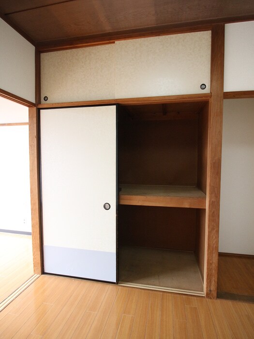 物件内観写真10　(収納)