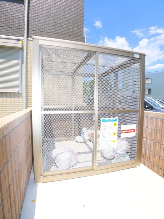 物件外観写真6　(建物設備)