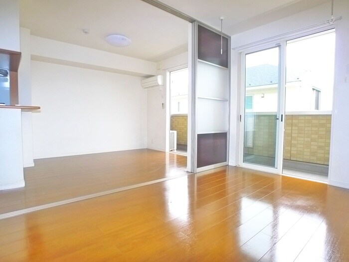 物件内観写真9　(居室)