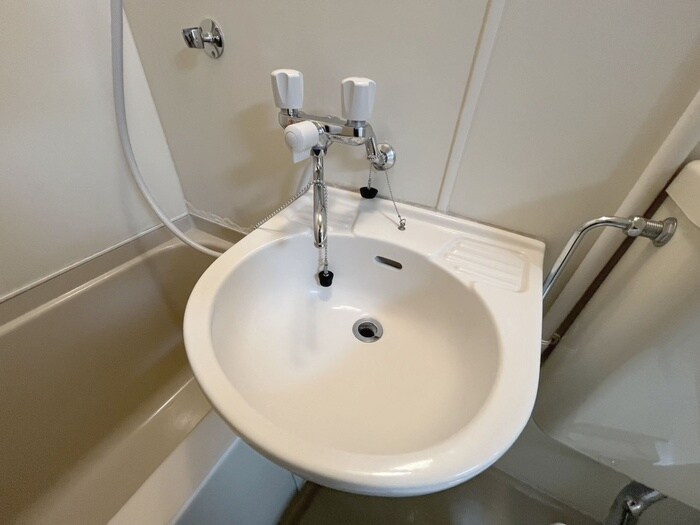 物件内観写真13　(洗面)