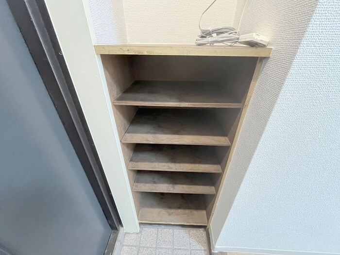 物件内観写真17　(靴箱)