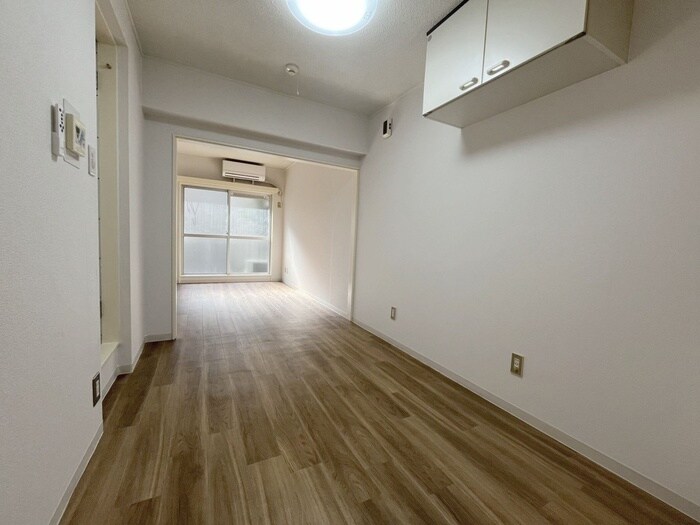 物件内観写真22　(居室)