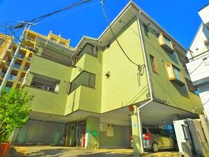 ティニメントハウス外観写真