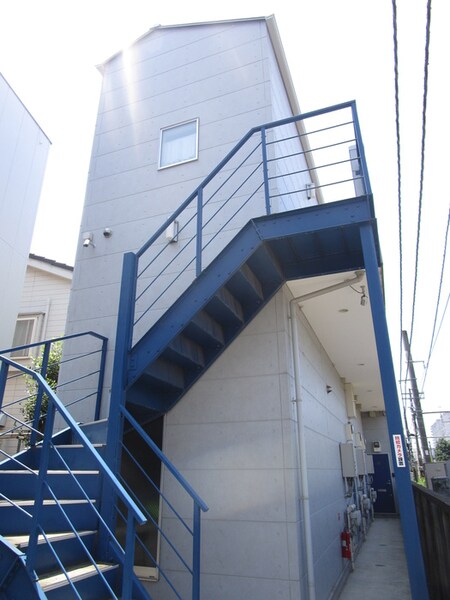 マ・ピエス中野島参番館外観写真