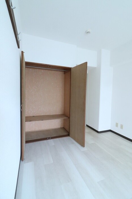 物件内観写真11　(収納)