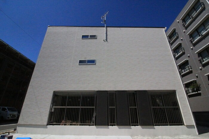 物件外観写真6　(外観写真)