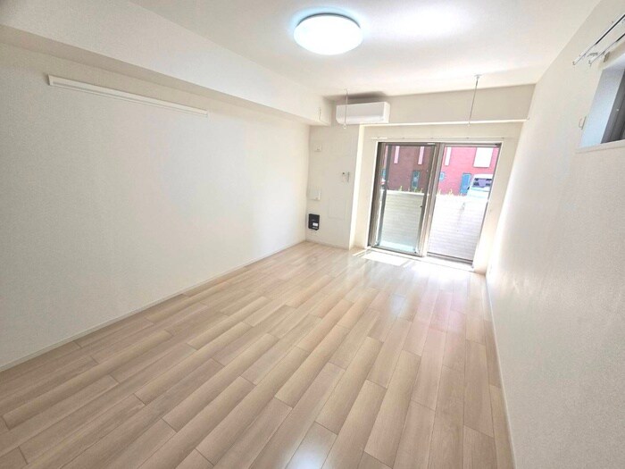 物件内観写真13　(居室)