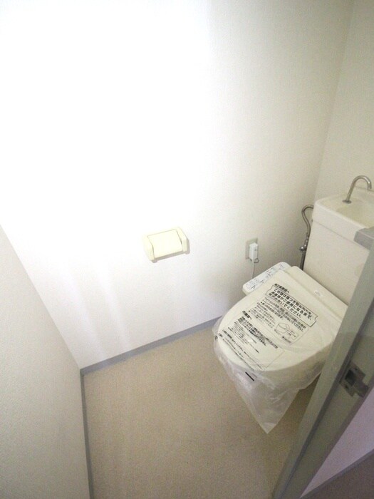 物件内観写真16　(トイレ)