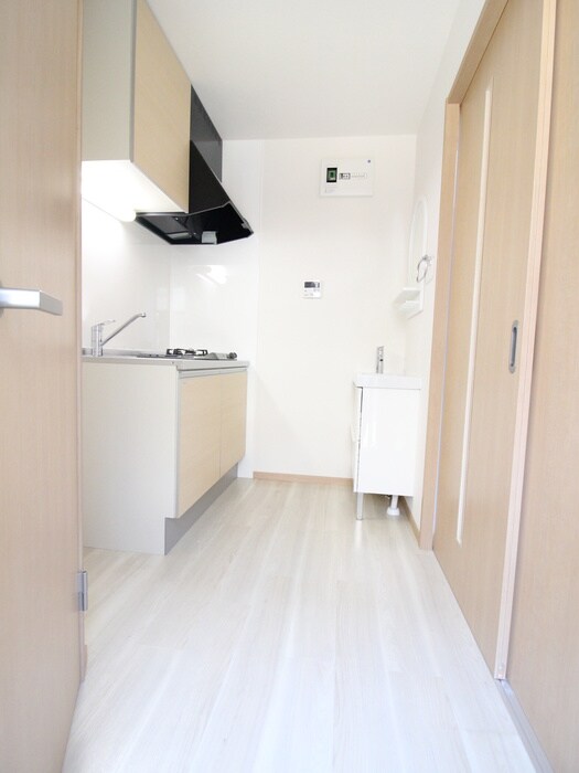 物件内観写真16　(廊下)