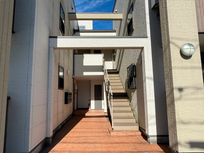 物件外観写真4　(建物設備)